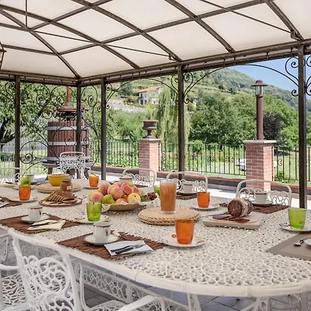 بيت للعطل 5 Bedroom In To *