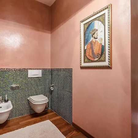 بيت للعطل 5 Bedroom In To