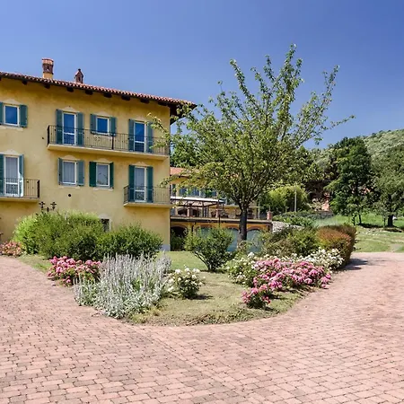 5 Bedroom In To *
