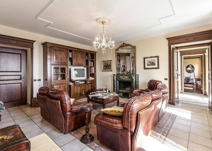 5 Bedroom In To Nyaraló